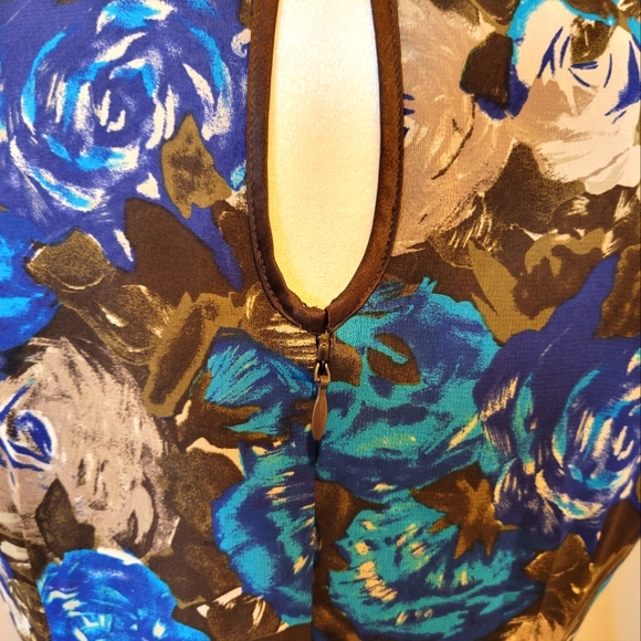 Ann Taylor Sleeveless Floral Women's Dress - Picture 9 of 12
